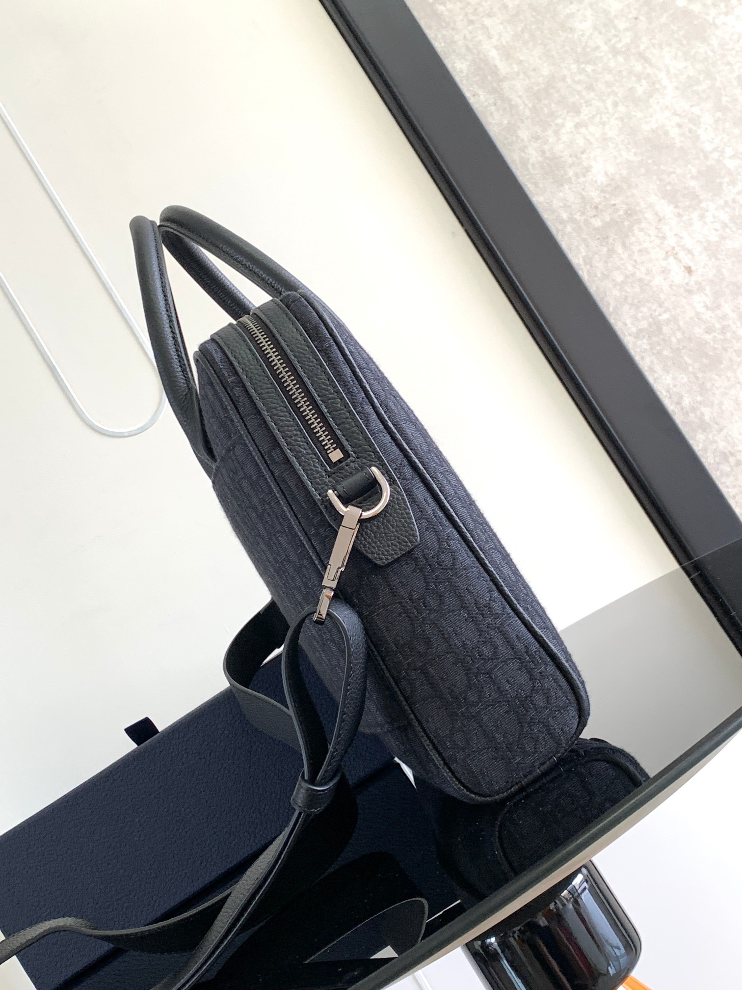 Diro Men’s Messenger Bag-38x28x7CM