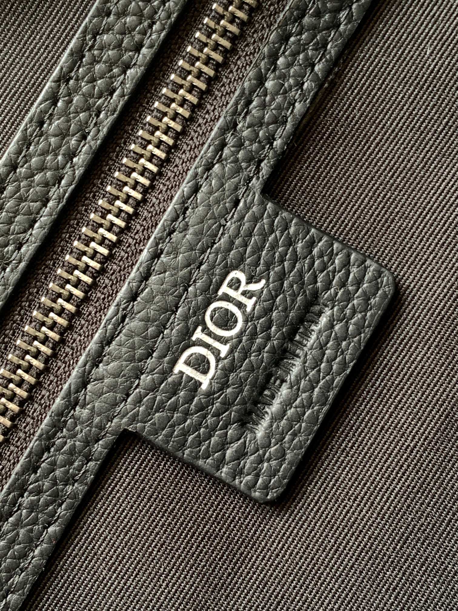 Diro Men’s Messenger Bag-38x28x7CM