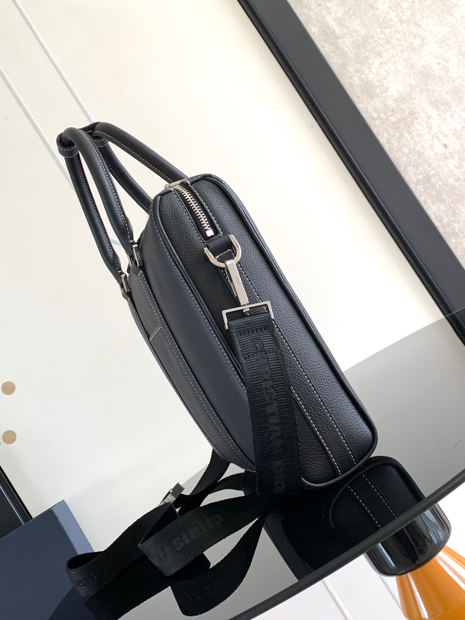 Diro Lingot Messenger Bag-35 x 27 x 6CM