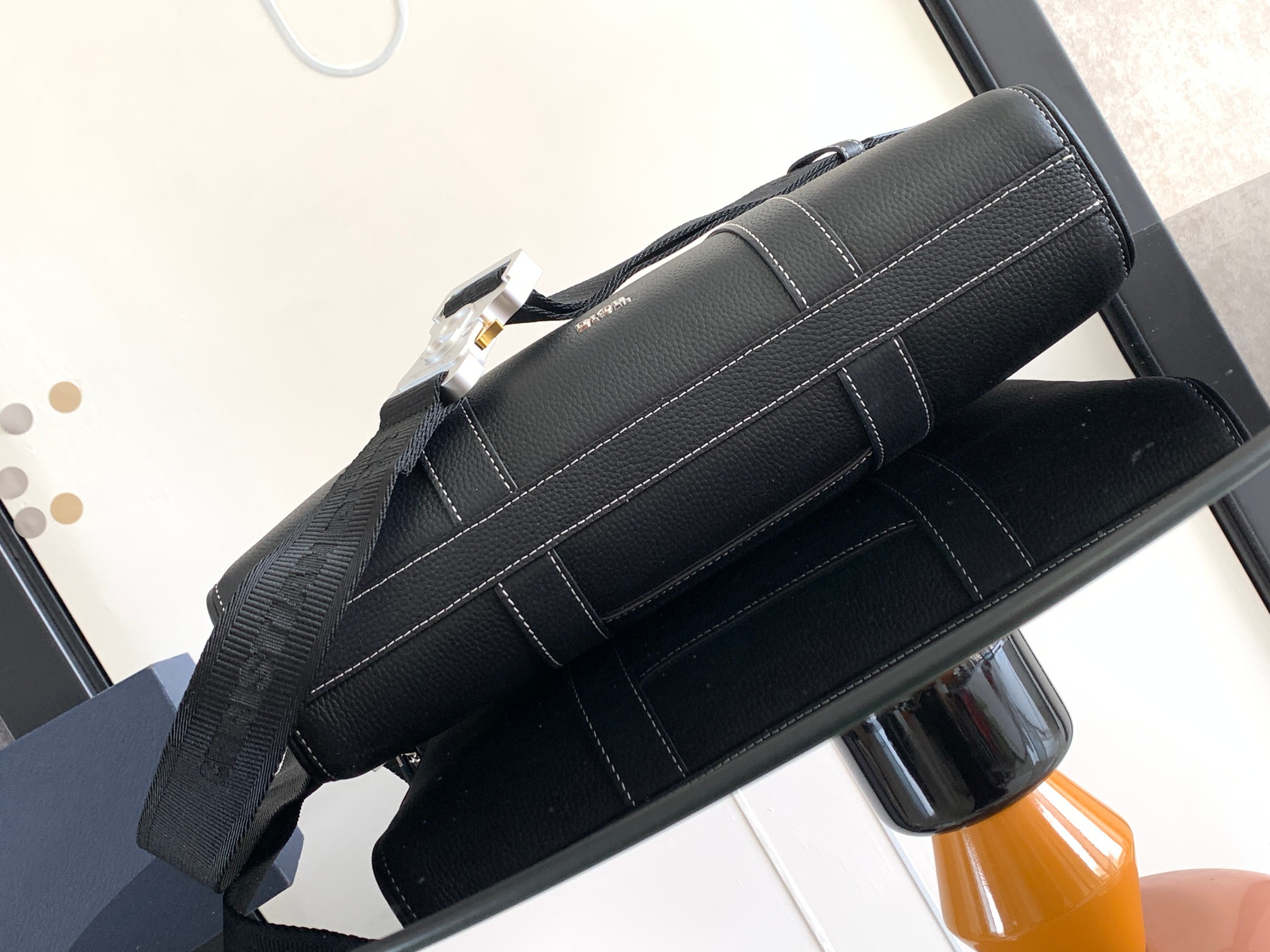 Diro Lingot Messenger Bag-35 x 27 x 6CM