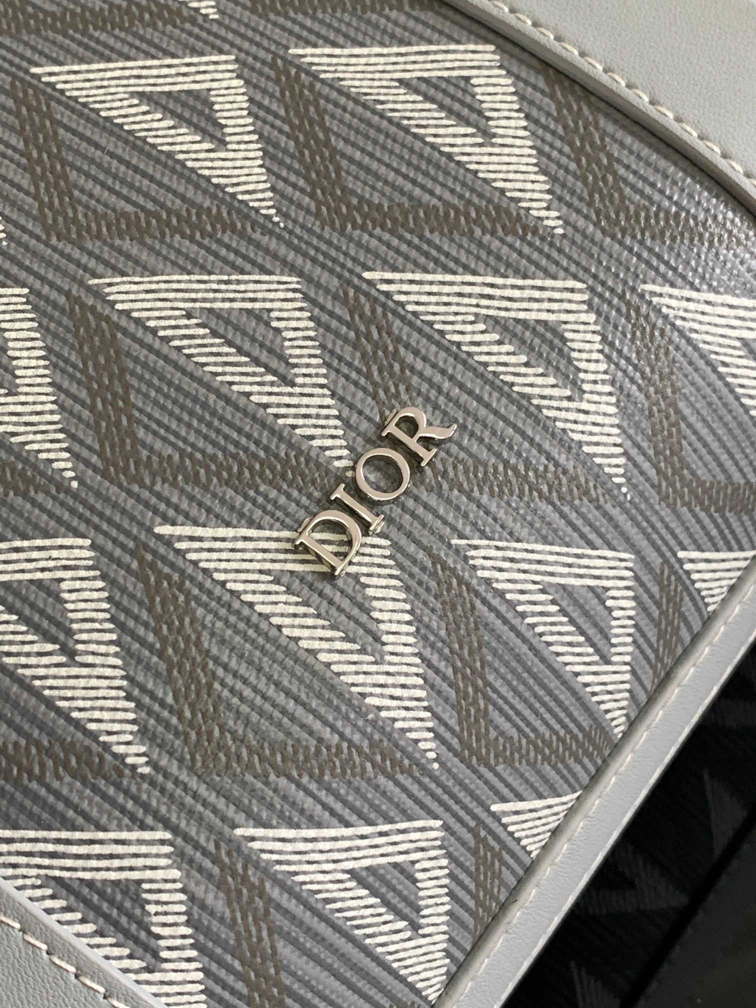 Diro Lingot Messenger Bag-35 x 27 x 6CM
