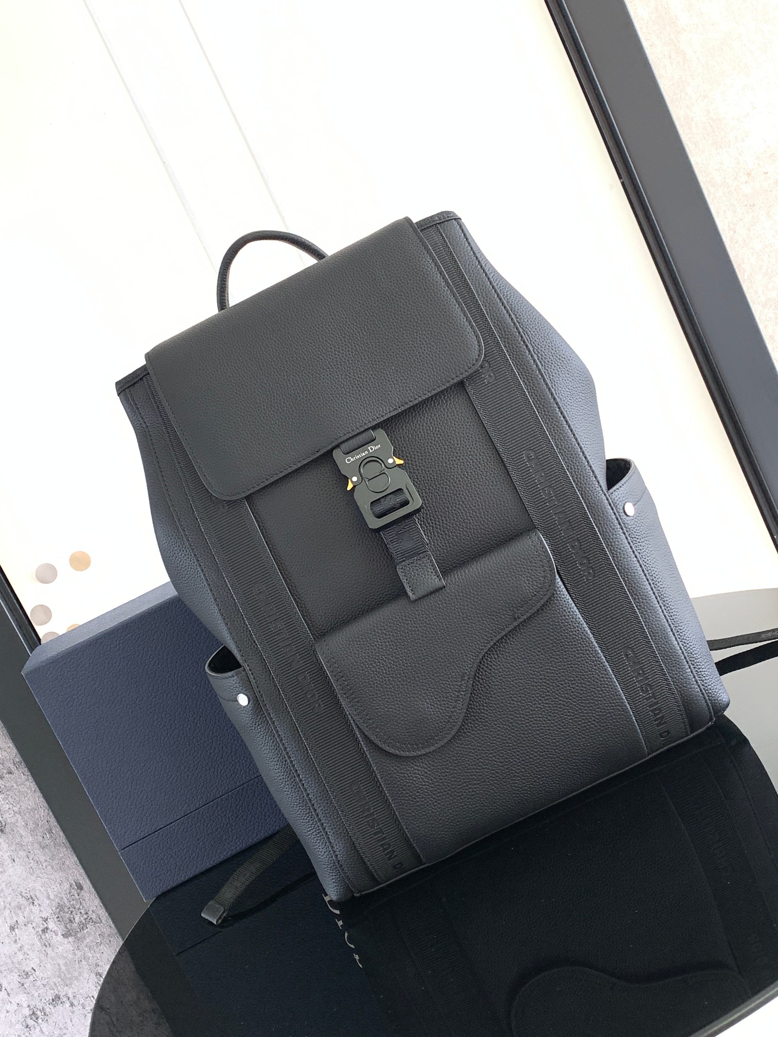 Diro Saddle Backpack-32 x 45 x 16CM