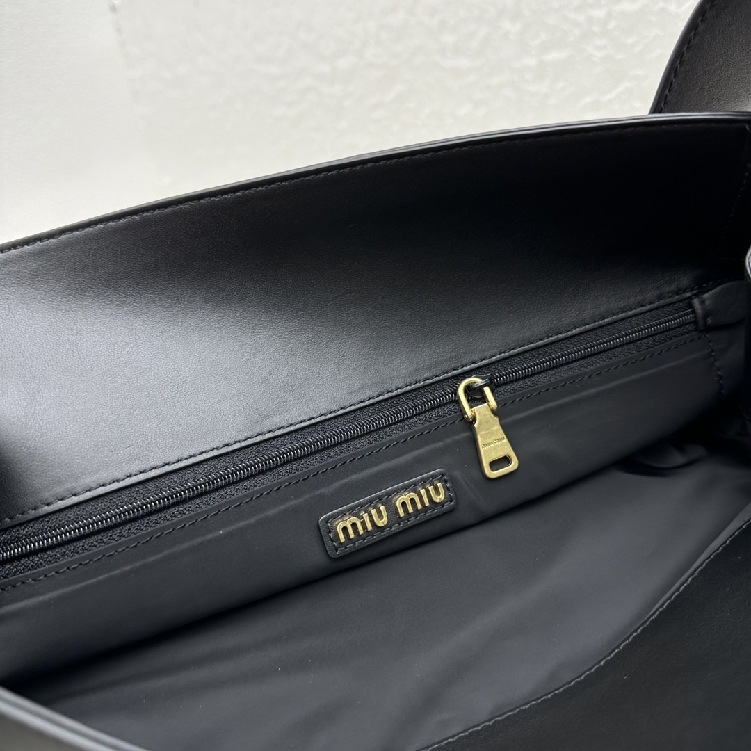 MiuMiu Hobo Tote-38.5*11*39CM