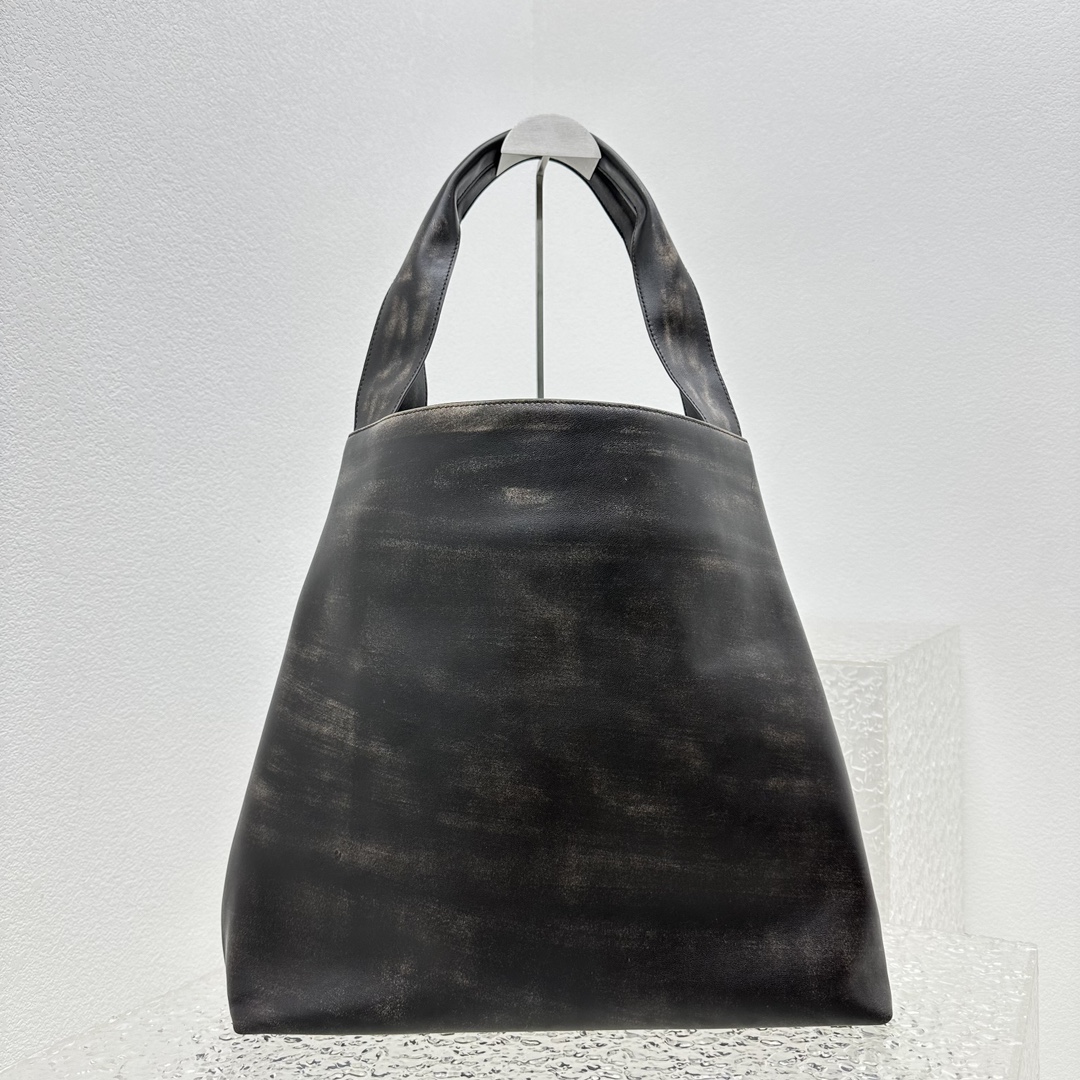 MiuMiu Hobo Tote-38.5*11*39CM