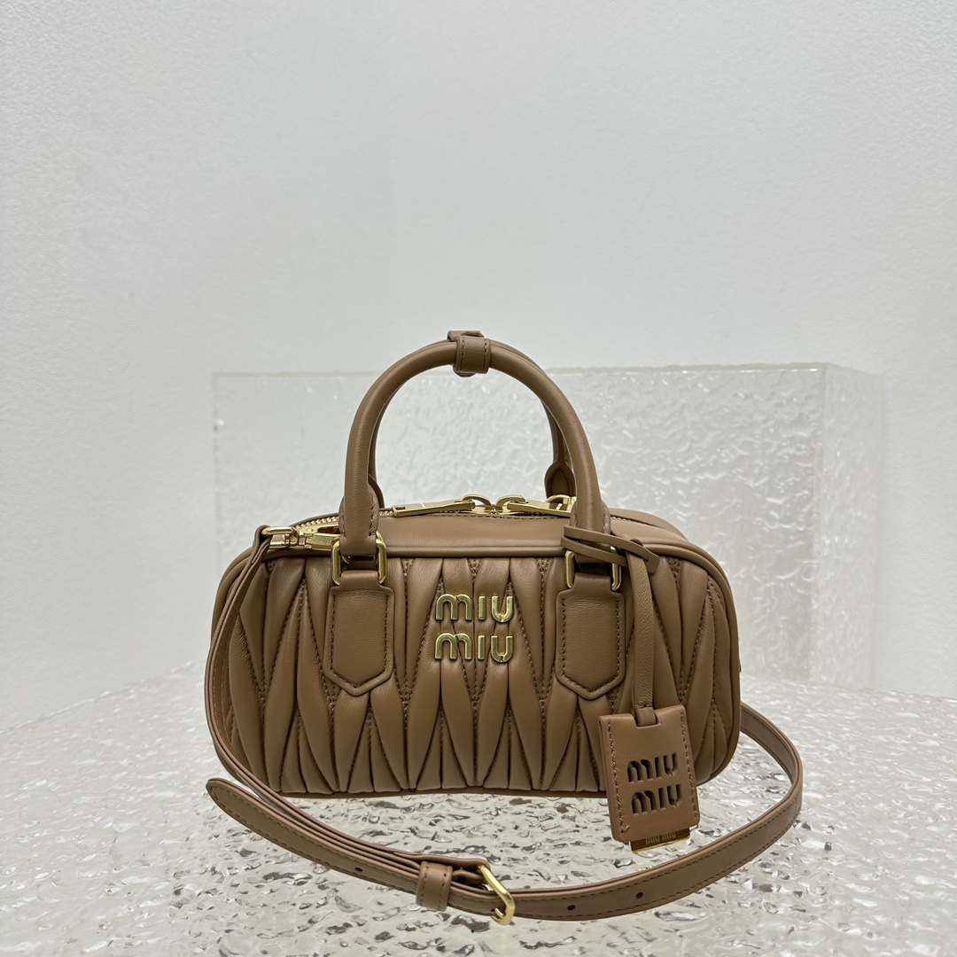 MiuMiu Vintage Rectangular Bag-23*12*8CM