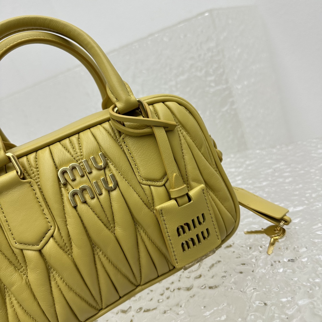 MiuMiu Vintage Too Pretty Bag-19*13*6CM