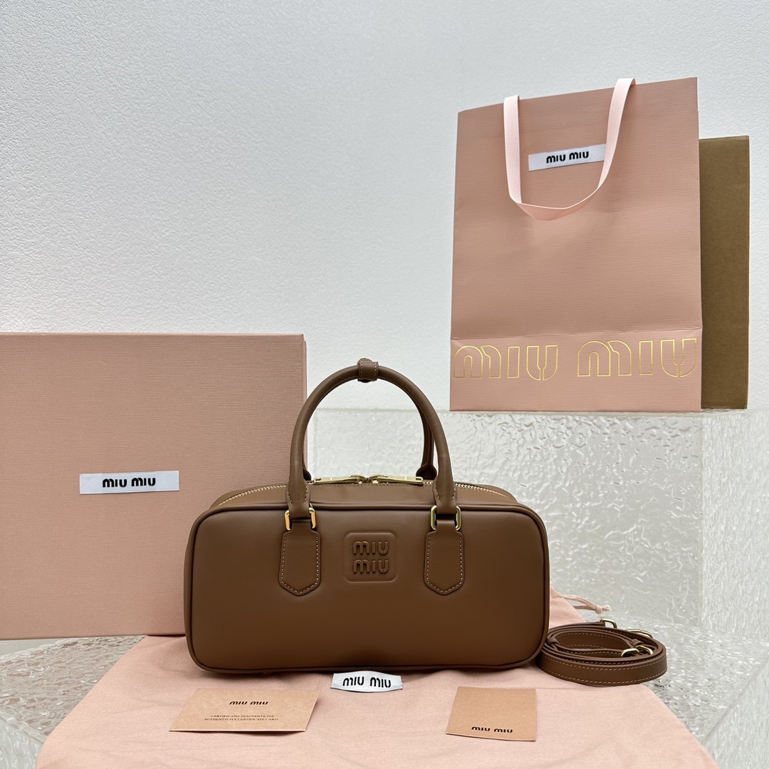 MiuMiu SS23 Softy Padded Bag-27*12*9CM