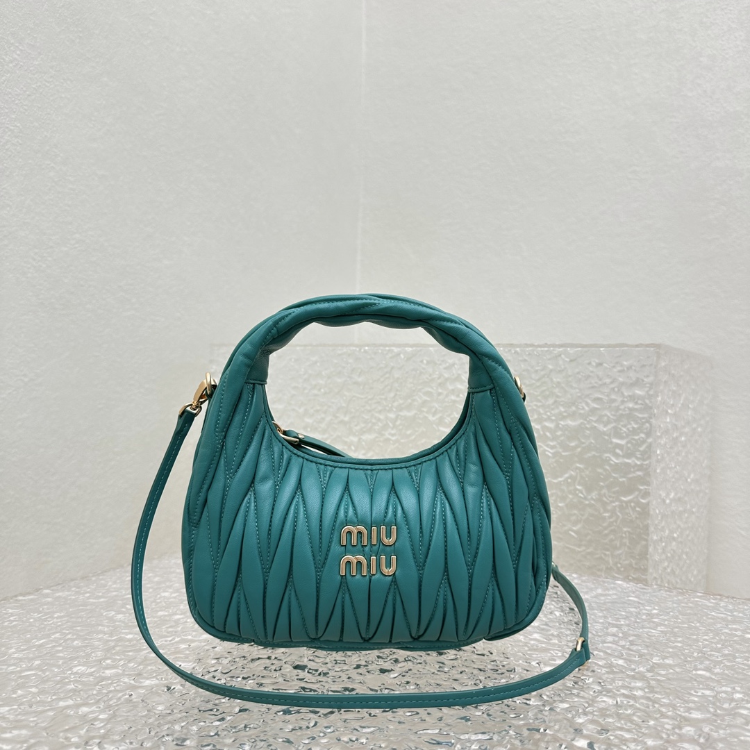 MiuMiu Wander Hobo Bag-20*6*17CM MiuMiu Wander Hobo Bag-20*6*17CM
