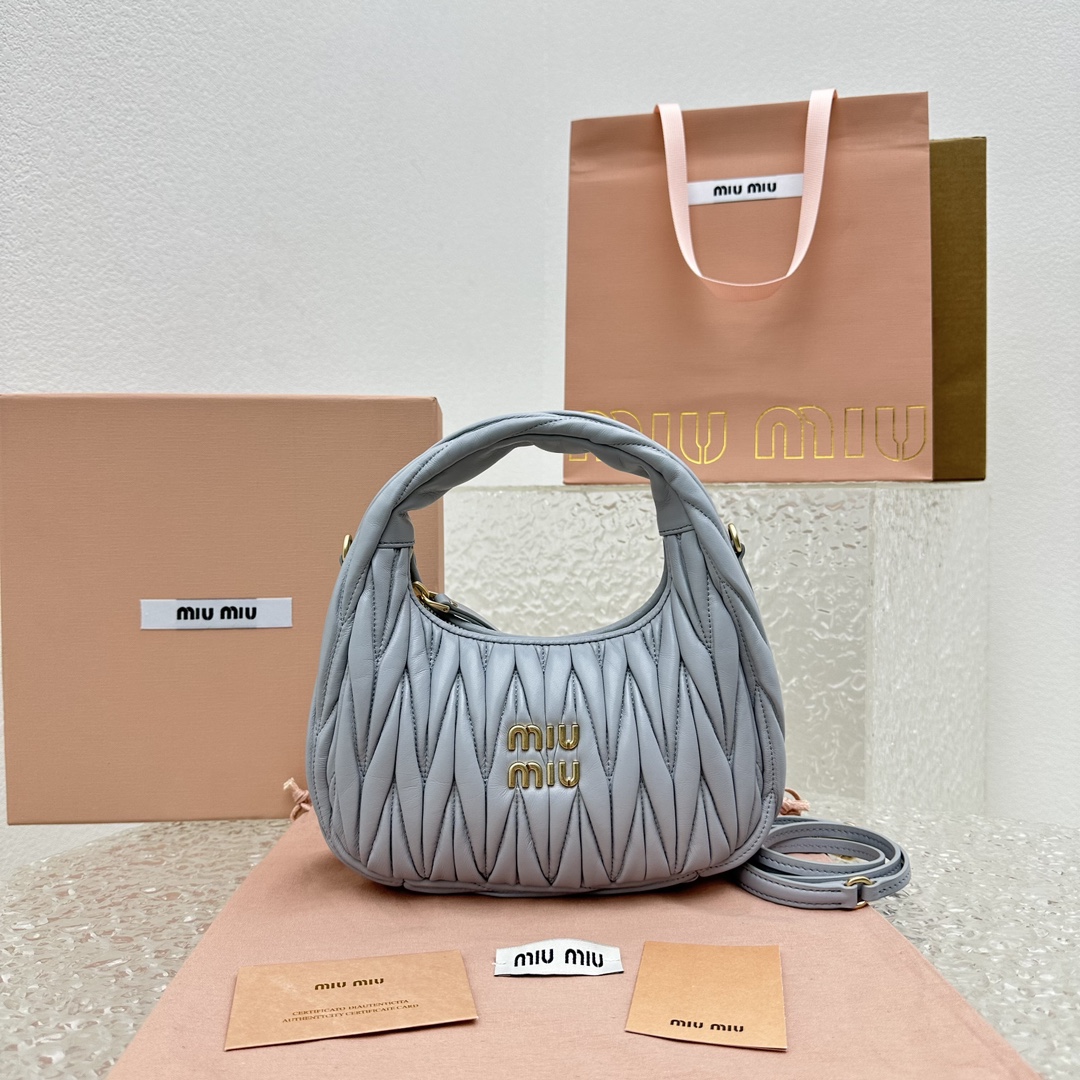 MiuMiu Wander Hobo Bag-20*6*17CM