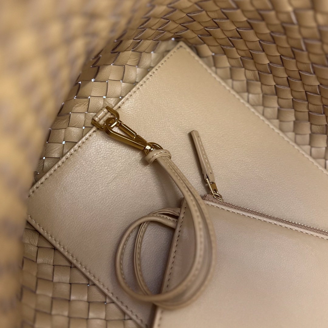 Bottega Veneta Cabat Tote-51*25*40CM