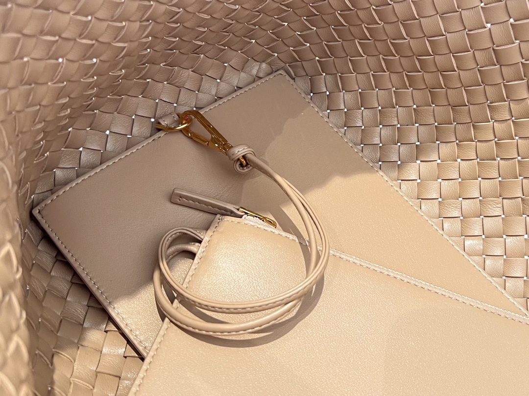 Bottega Veneta Cabat Tote-51*25*40CM