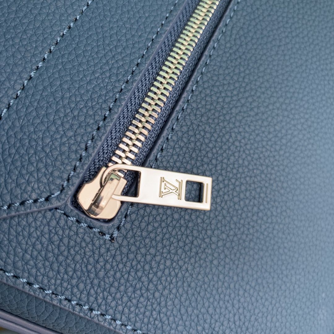 Louis Vuitton Aerogram Bag-M57080-28x24x10CM