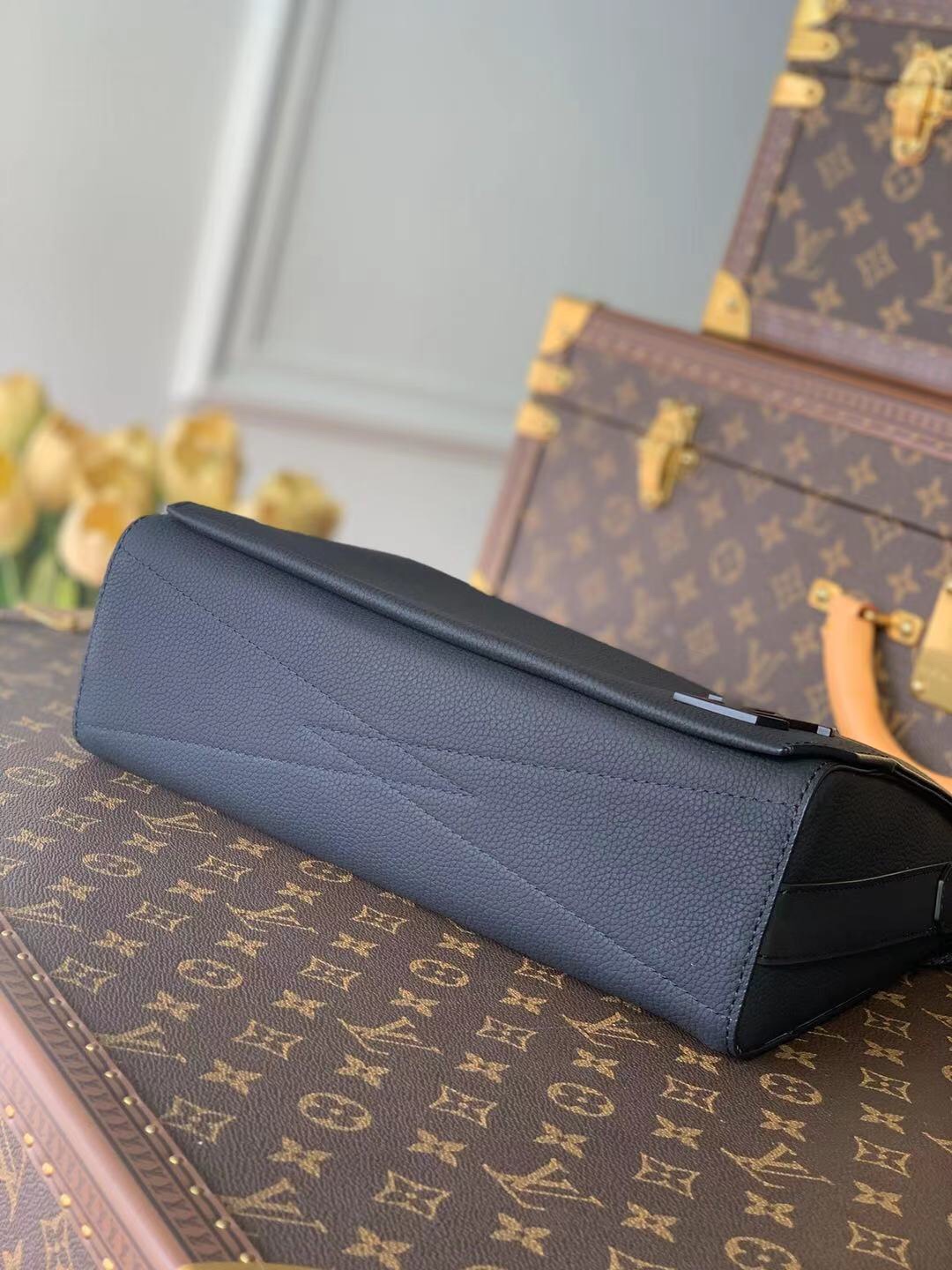 Louis Vuitton Aerogram Bag-M57080-28x24x10CM