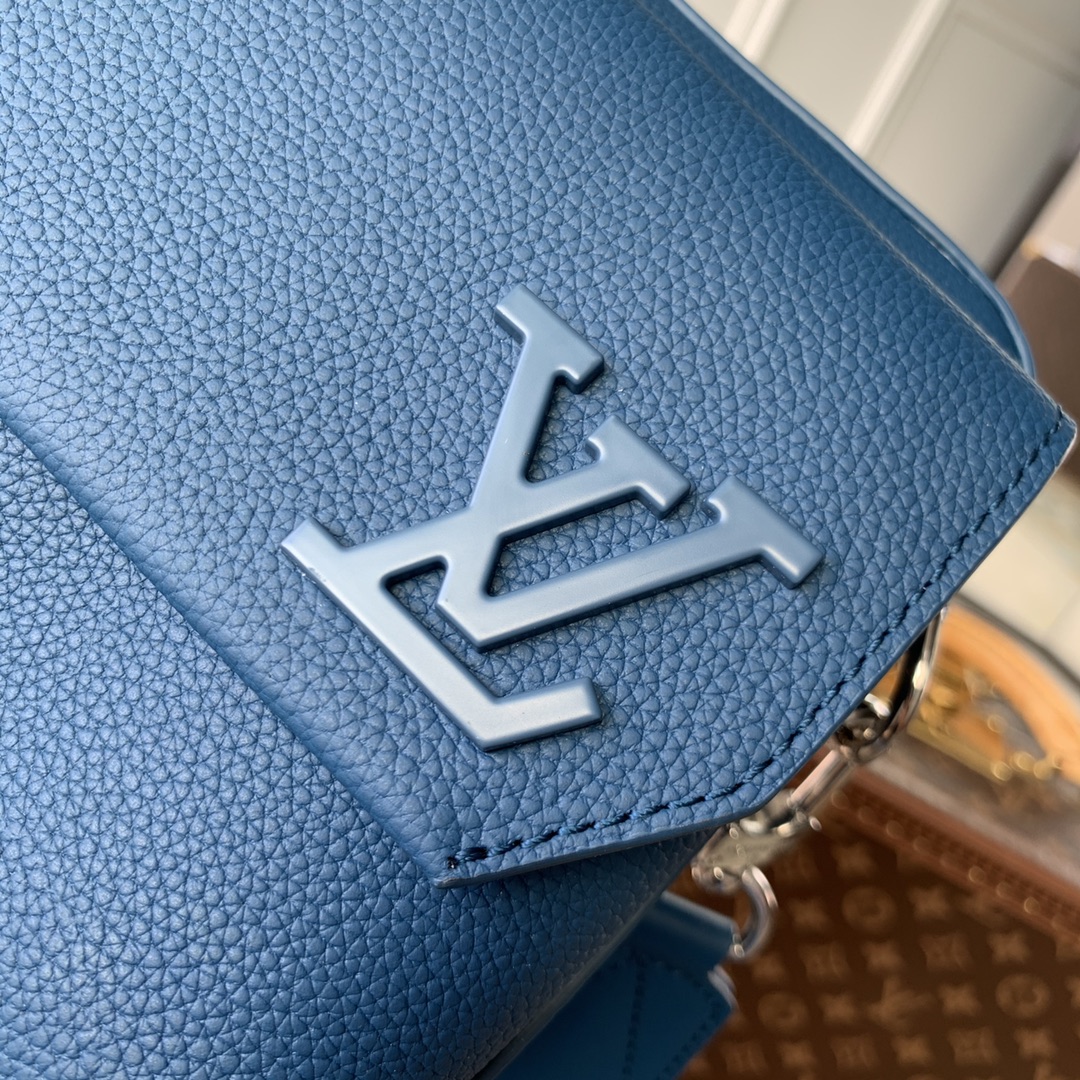 Louis Vuitton Fastline Messenger Bag-23.5 x 18 x 7CM