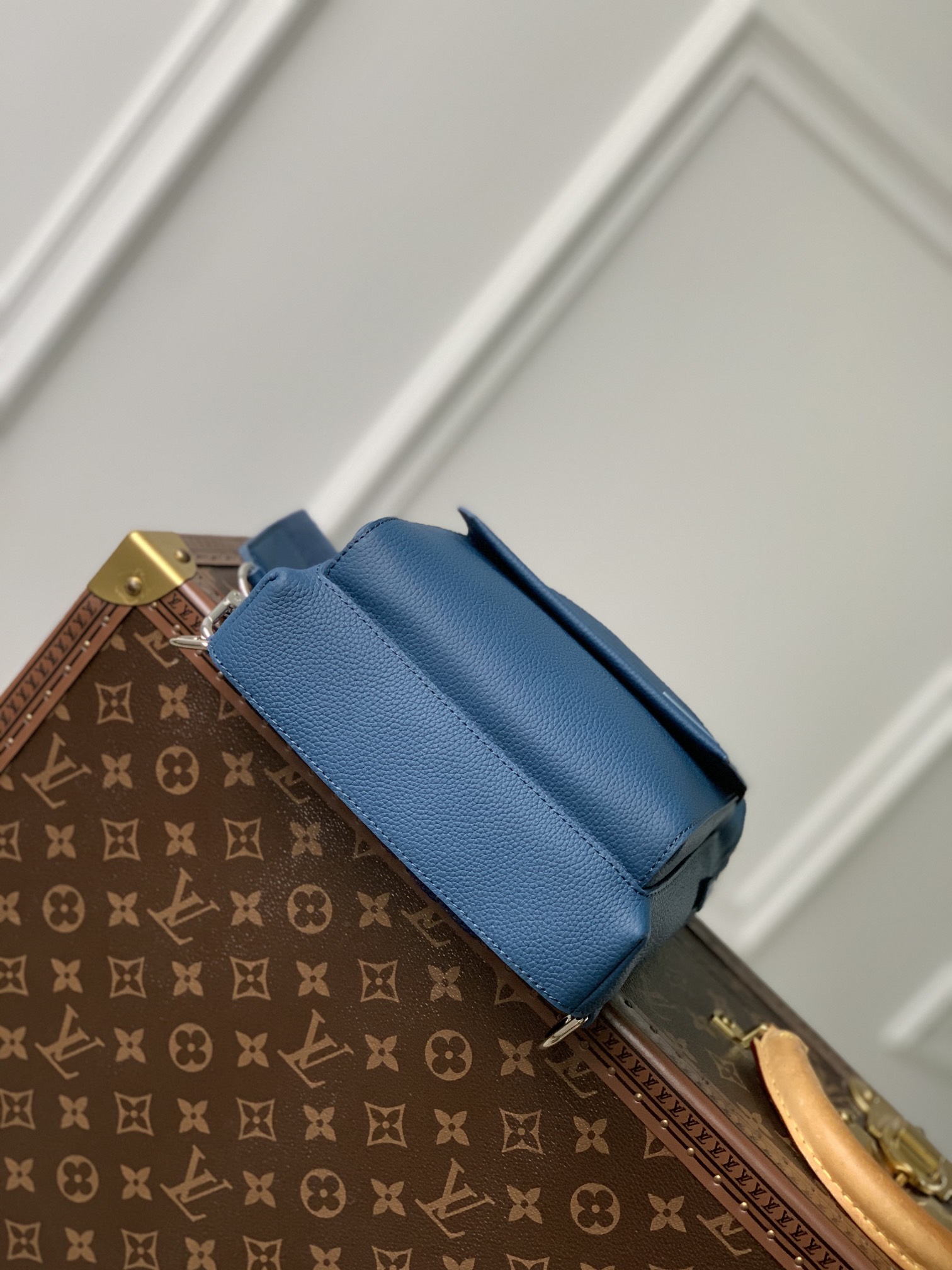 Louis Vuitton Pilot Backpack-20.0 x 30.0 x 4CM