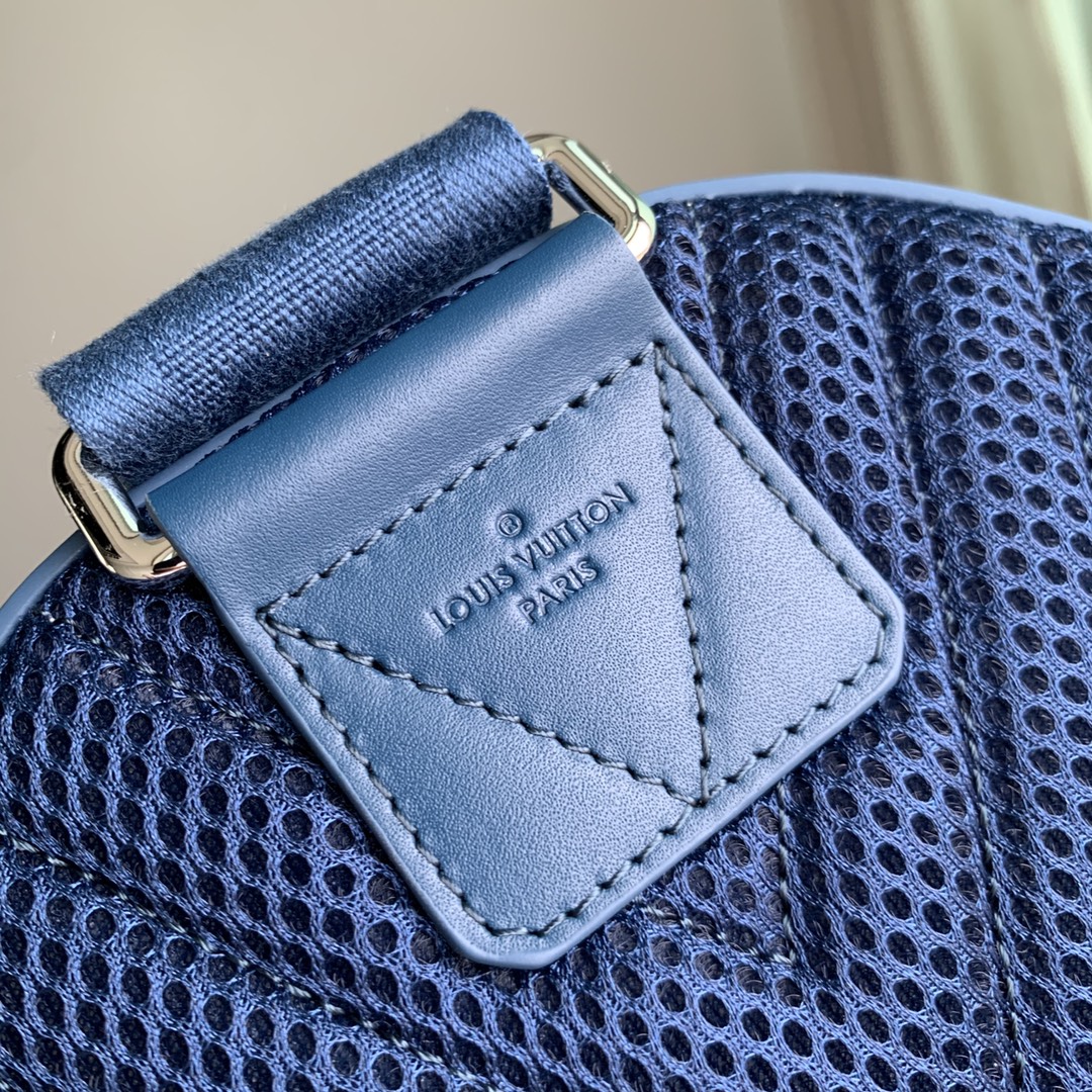 Louis Vuitton Pilot Backpack-20.0 x 30.0 x 4CM