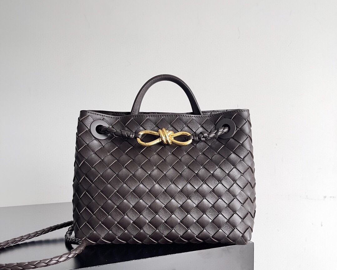 Bottega Veneta Andiamo-32*24*12CM