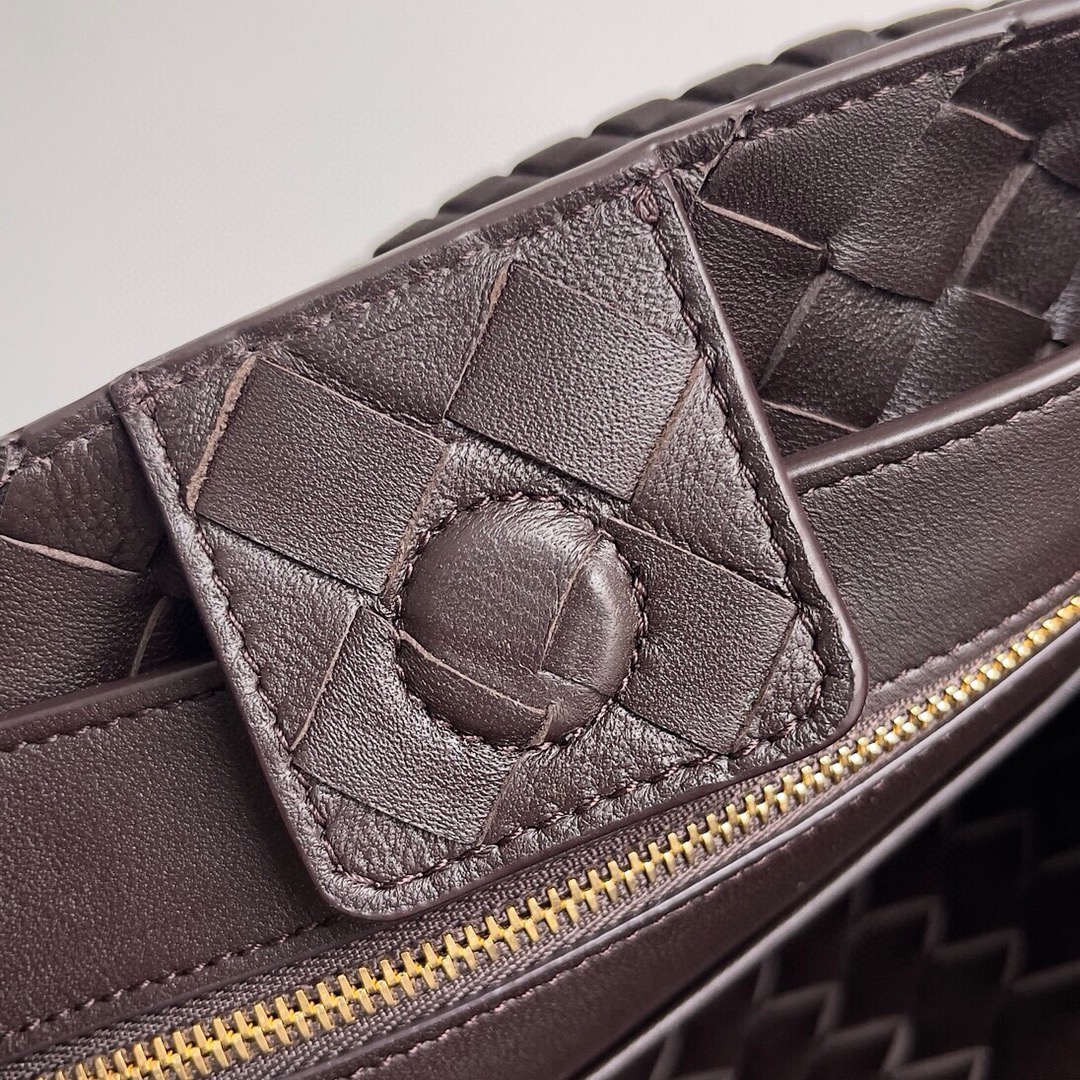 Bottega Veneta Andiamo-32*24*12CM