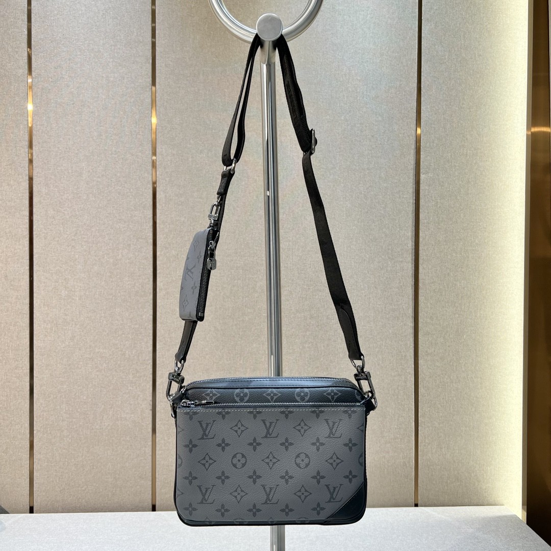 Louis Vuitton Trio Messenger Bag -M22481-25 x 18.5 x 7CM