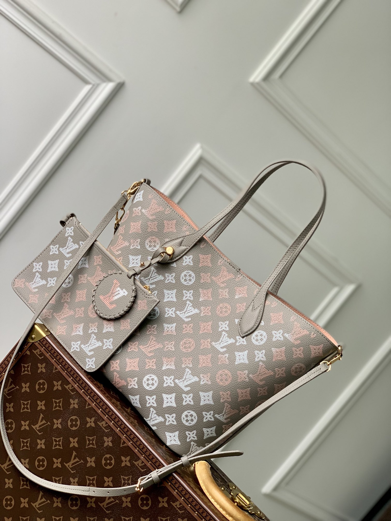 Louis Vuitton Blossom Handbags-30*27.5*16CM