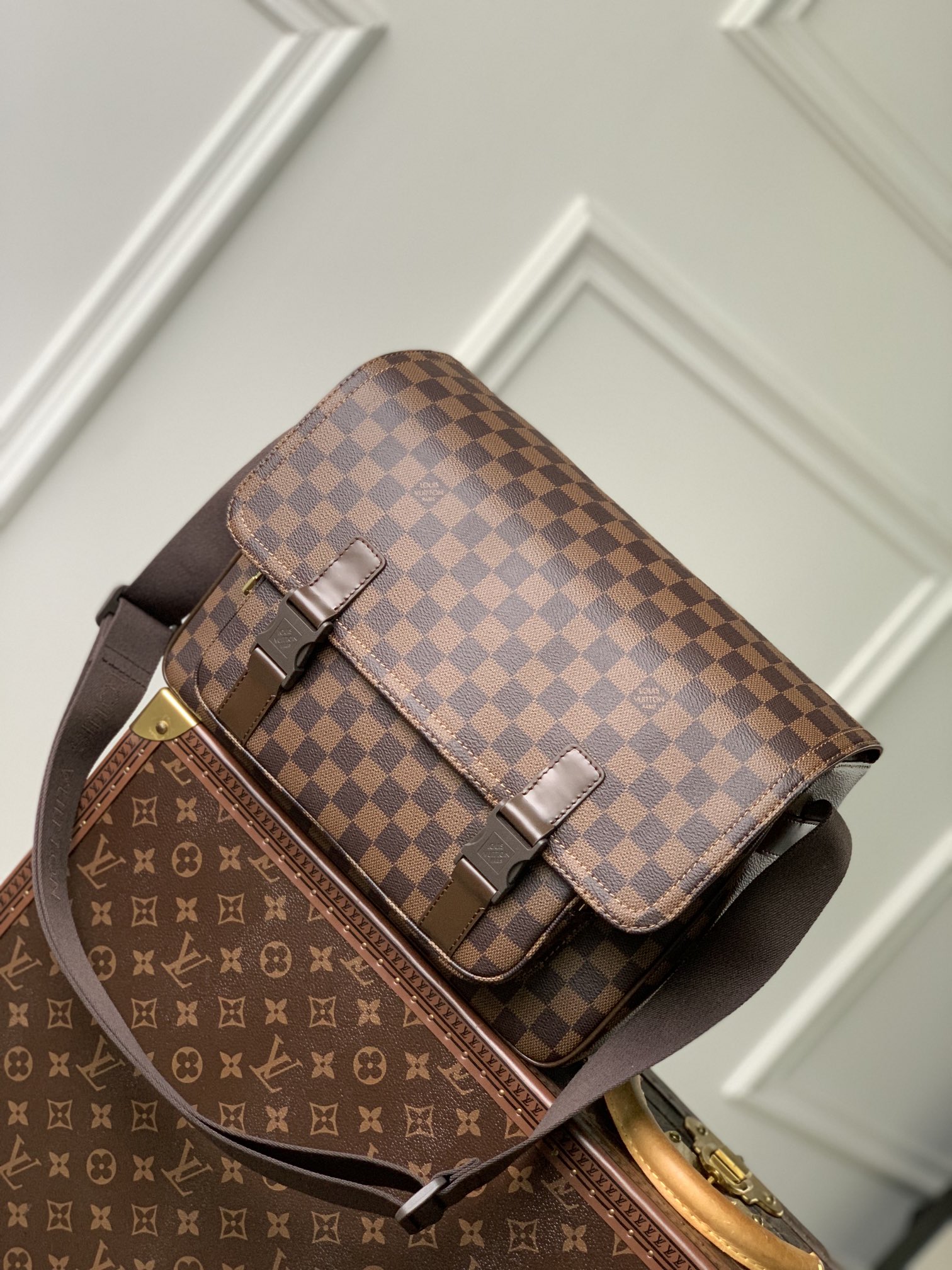 Louis Vuitton Vintage Messenger Bag-34×18×23CM