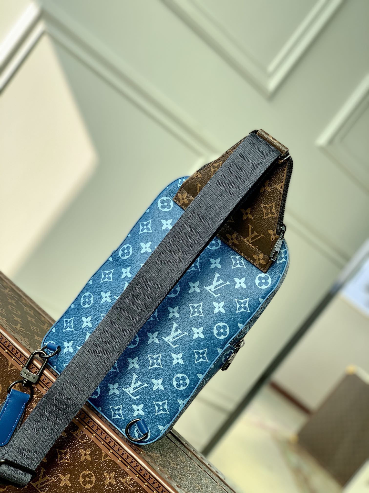 Louis Vuitton Damier Graphite Avenue Bag-20 *31 x*10CM
