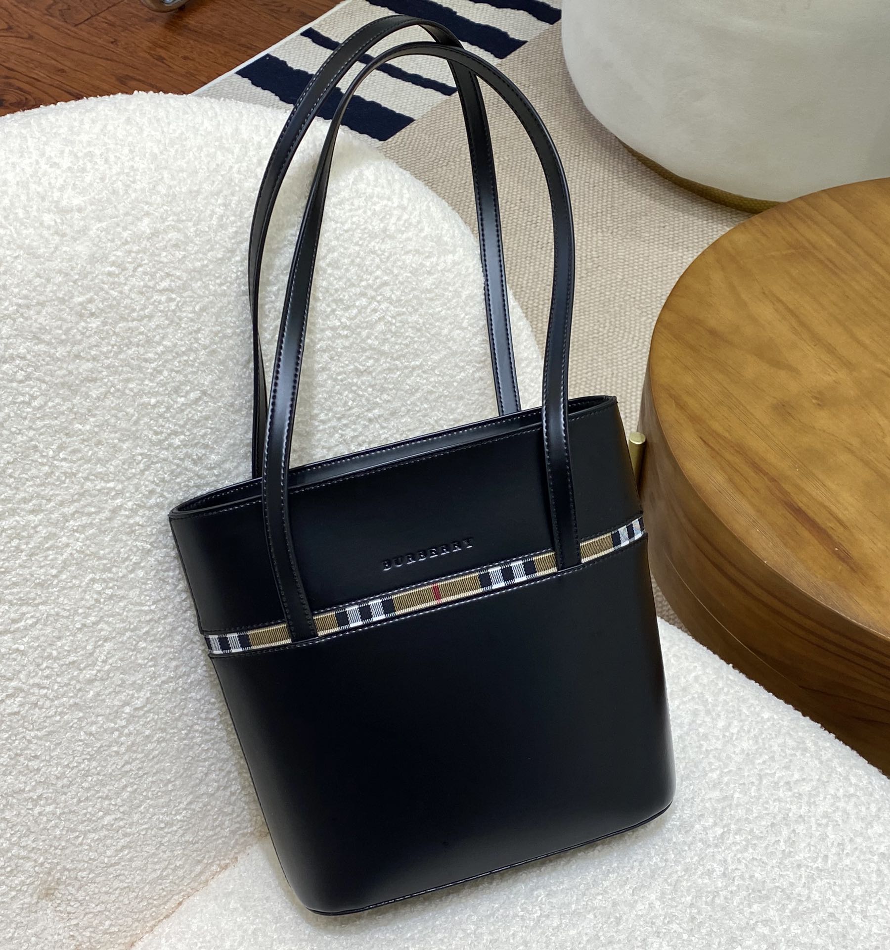 Burberry Tote