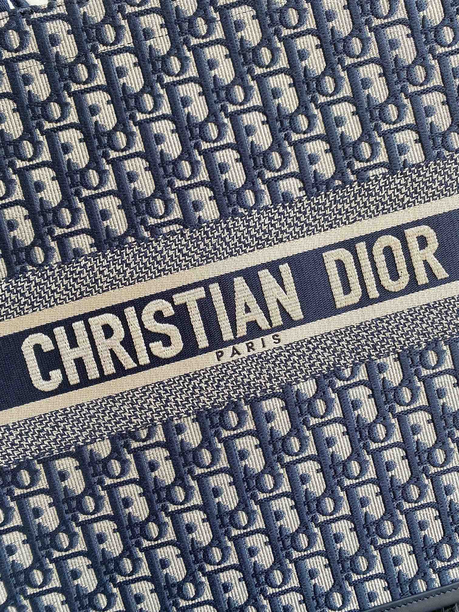 Diro Book Tote Bags-42*32*5CM