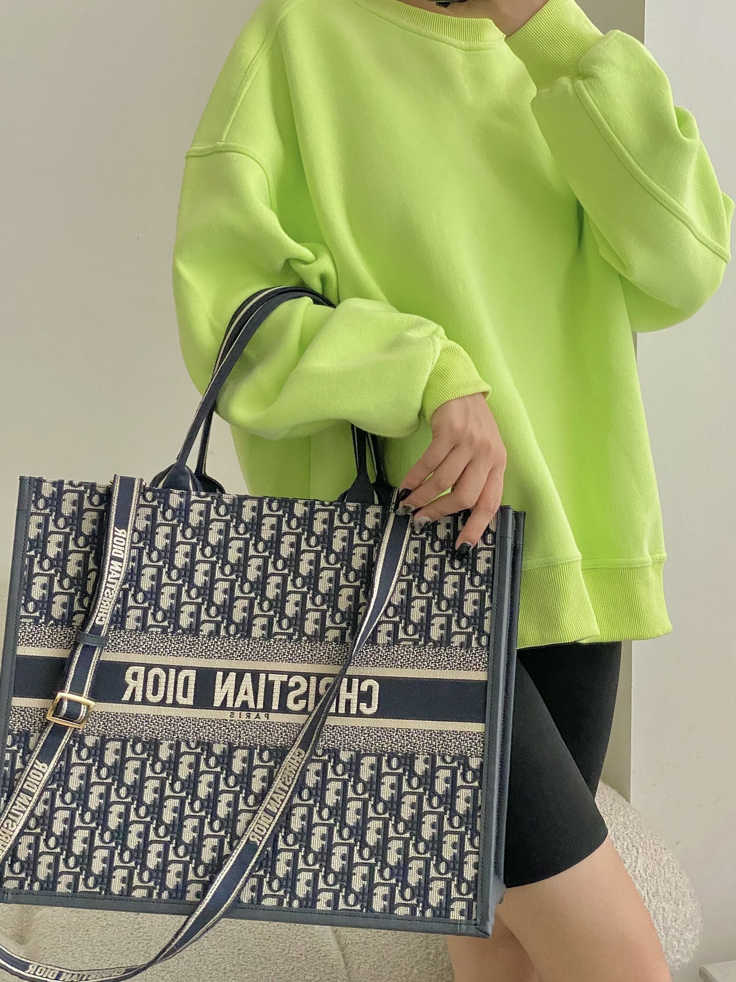 Diro Book Tote Bags-42*32*5CM