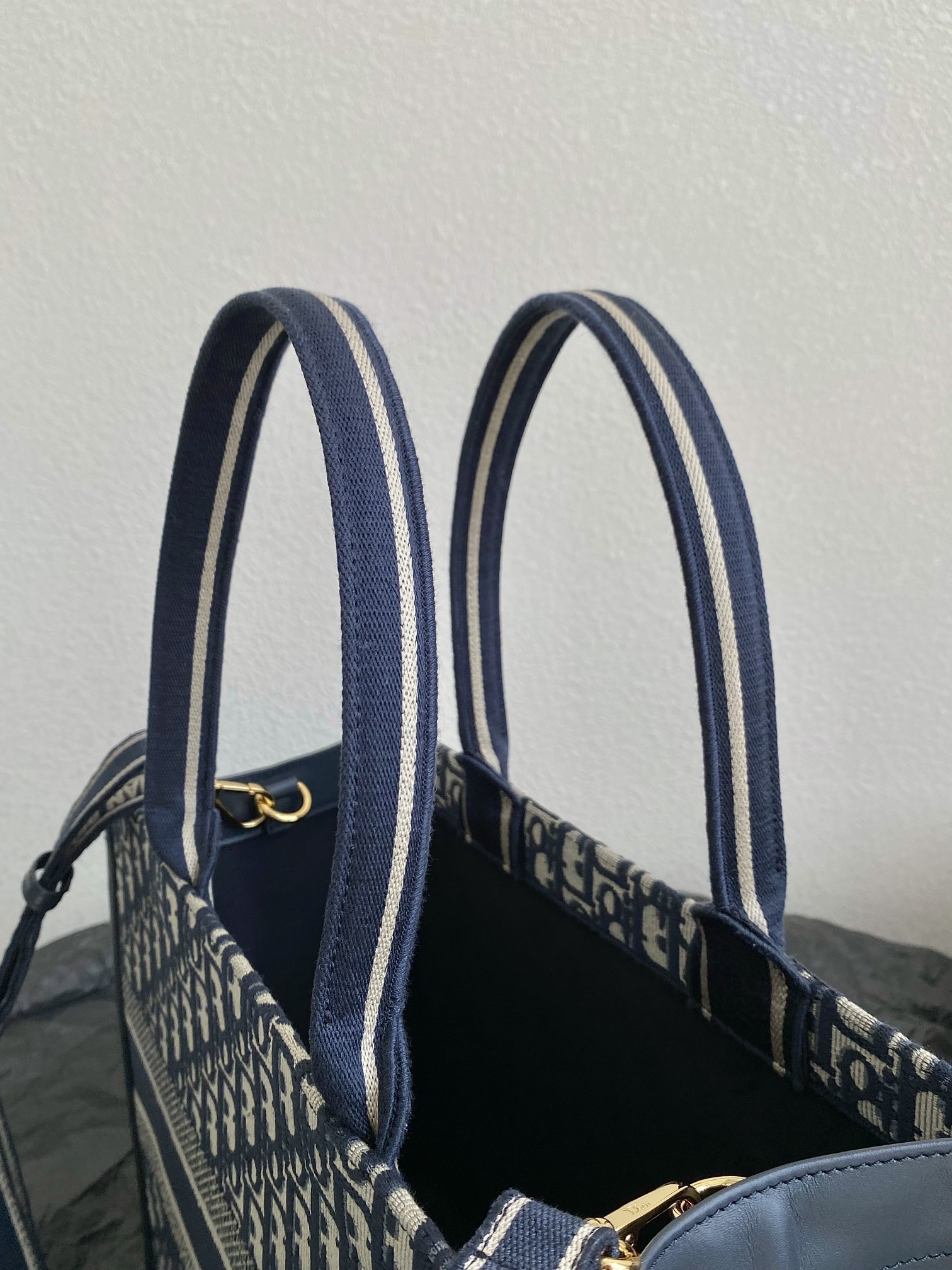 Diro Small Book Tote-36.5CM