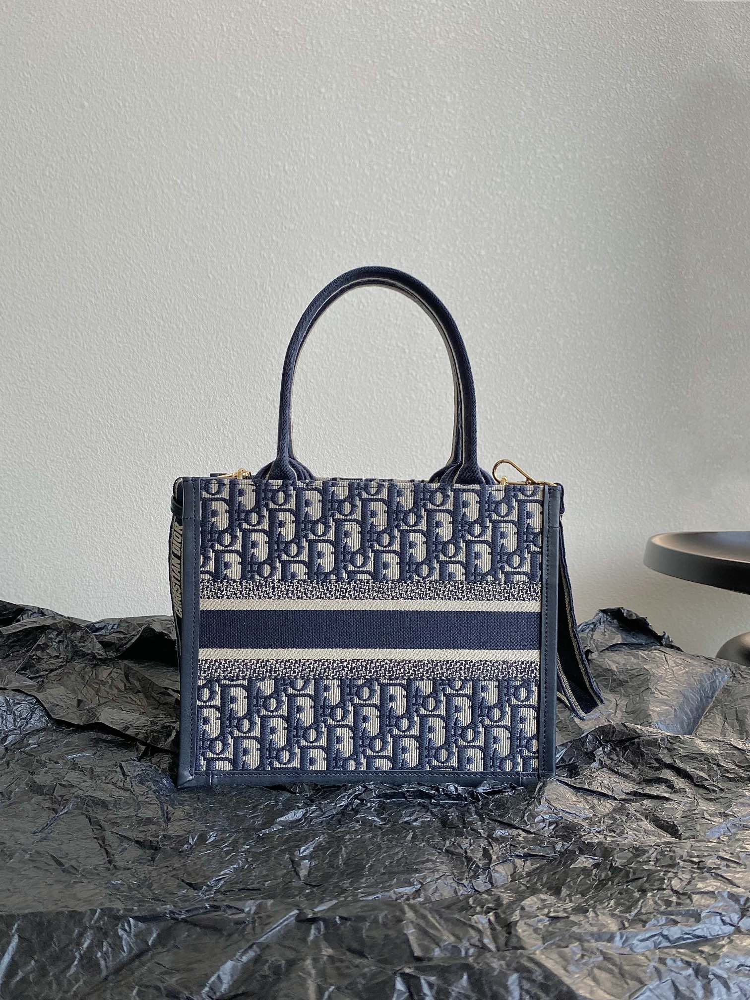 Diro Small Book Tote-26*8*22CM