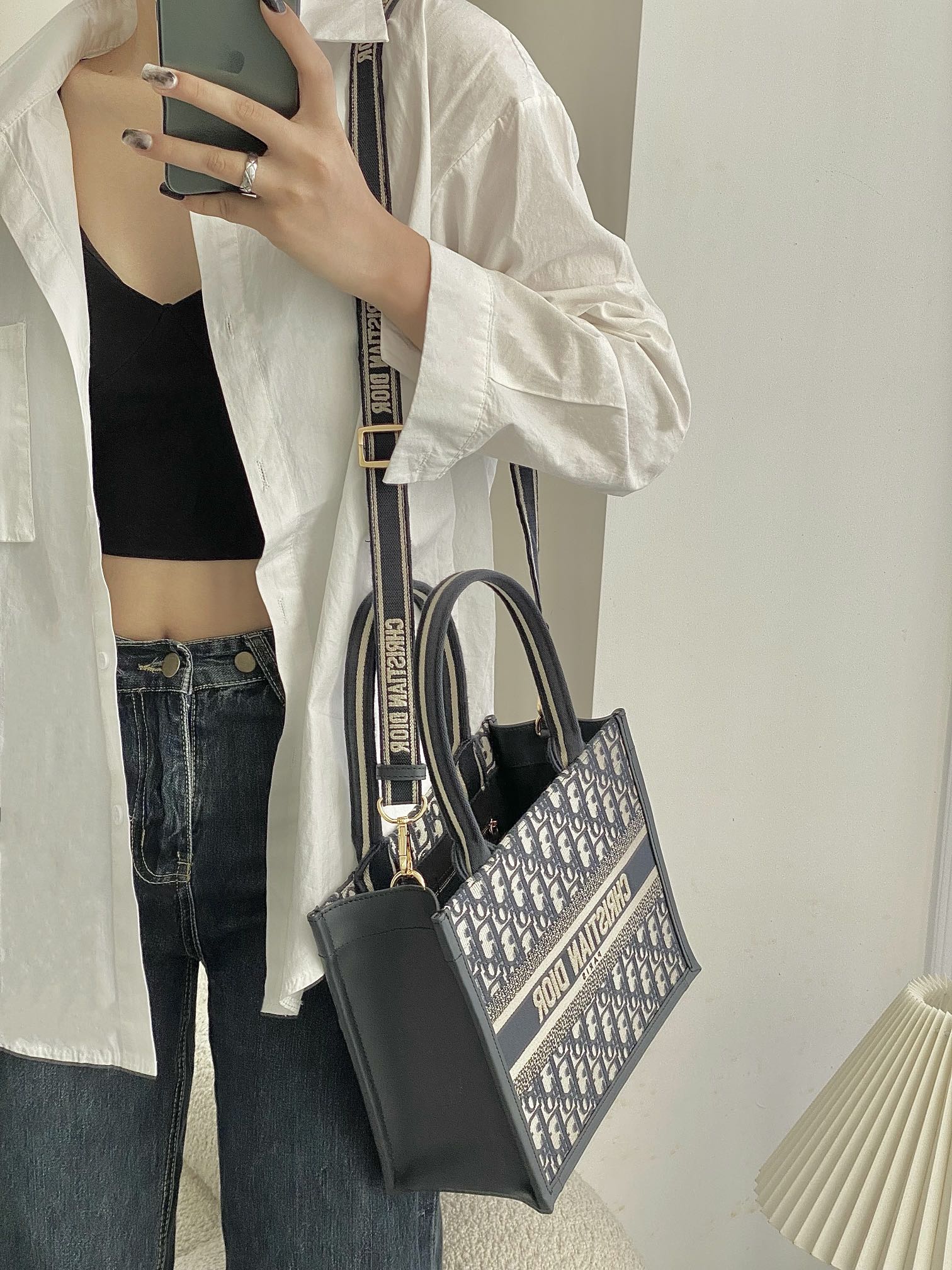 Diro Small Book Tote-26*8*22CM