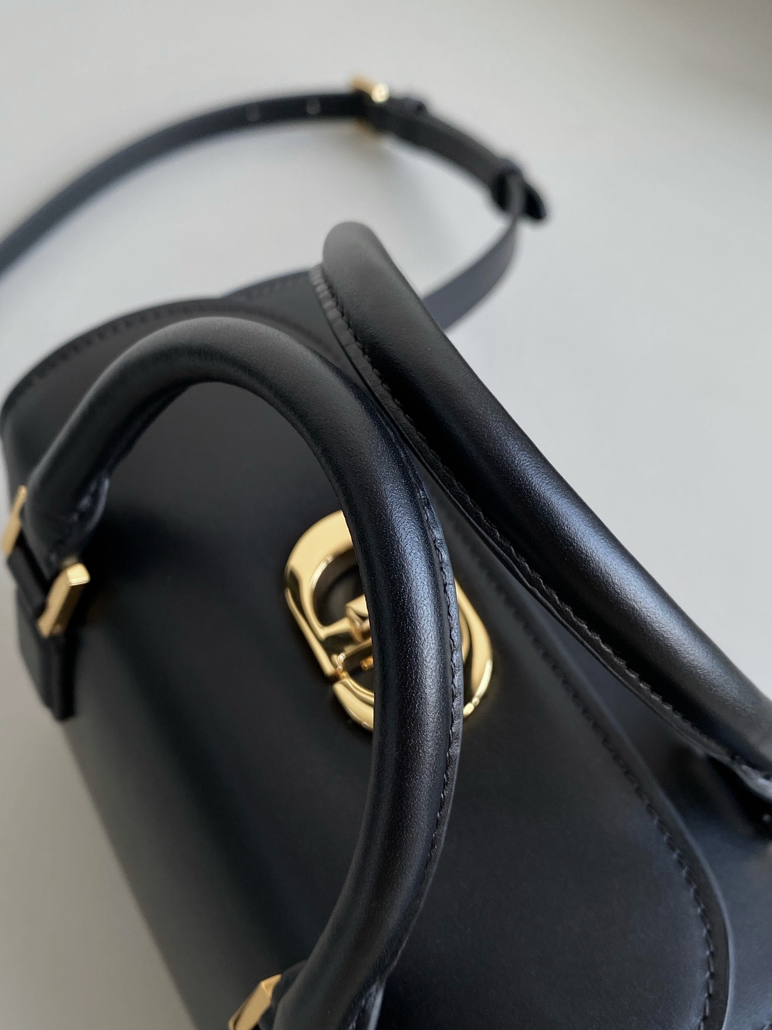 Diro Boston Tote-20×12.5×16.2CM