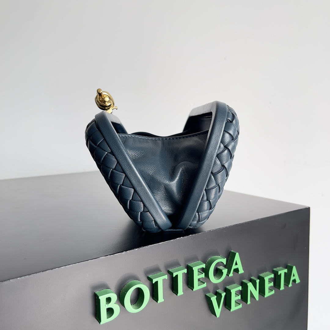 Bottega Veneta Knot Pouch-20.5*6*12.5CM