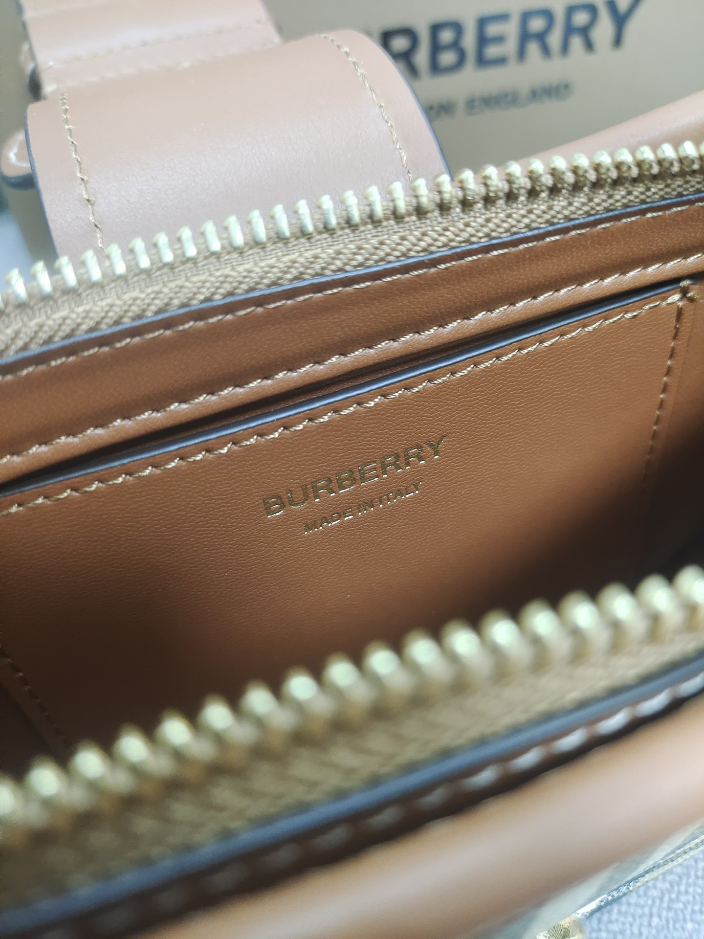 Burberry Hobo Bag-26×6×12CM