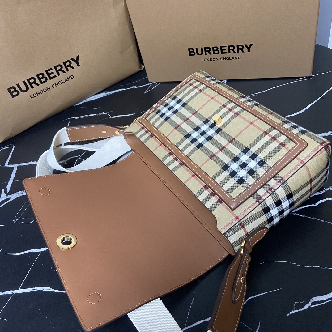 Burberry Crossbody Bag-25 x 8.5 x 18CM
