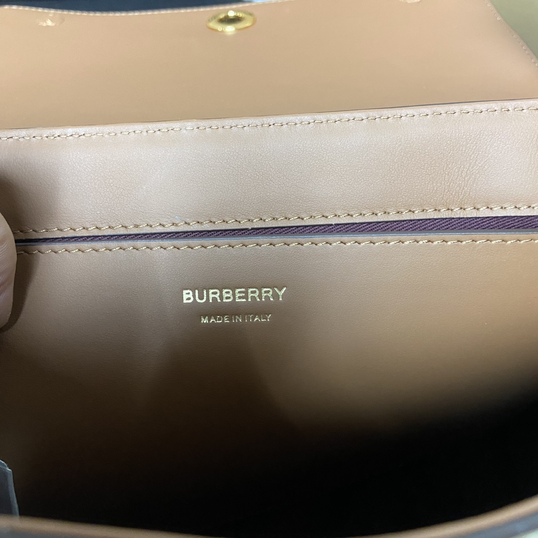 Burberry Crossbody Bag-25 x 8.5 x 18CM