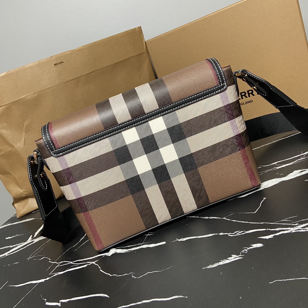Burberry Crossbody Bag-25 x 8.5 x 18CM
