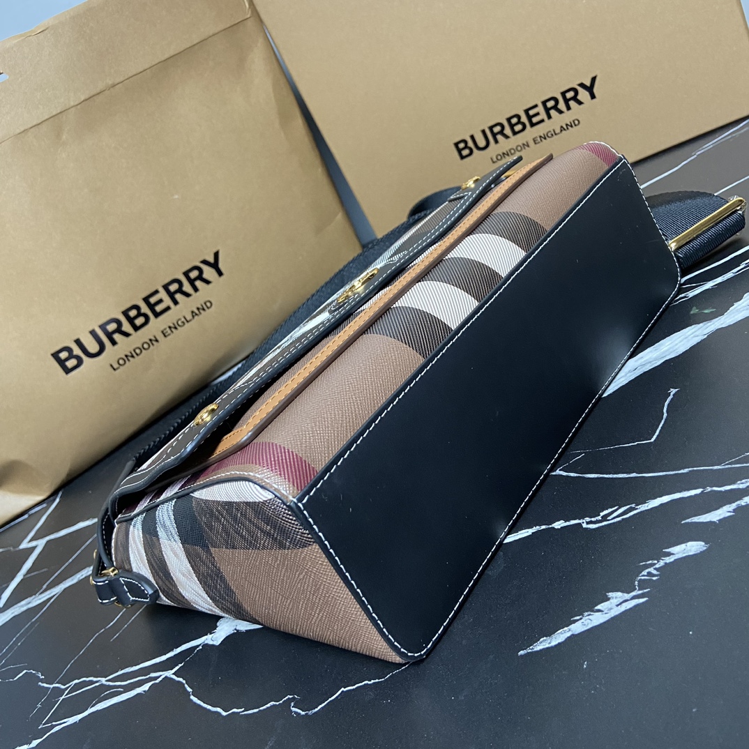 Burberry Crossbody Bag-25 x 8.5 x 18CM