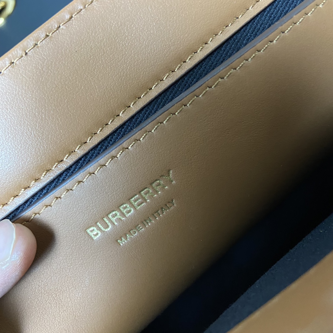 Burberry Crossbody Bag-25 x 8.5 x 18CM