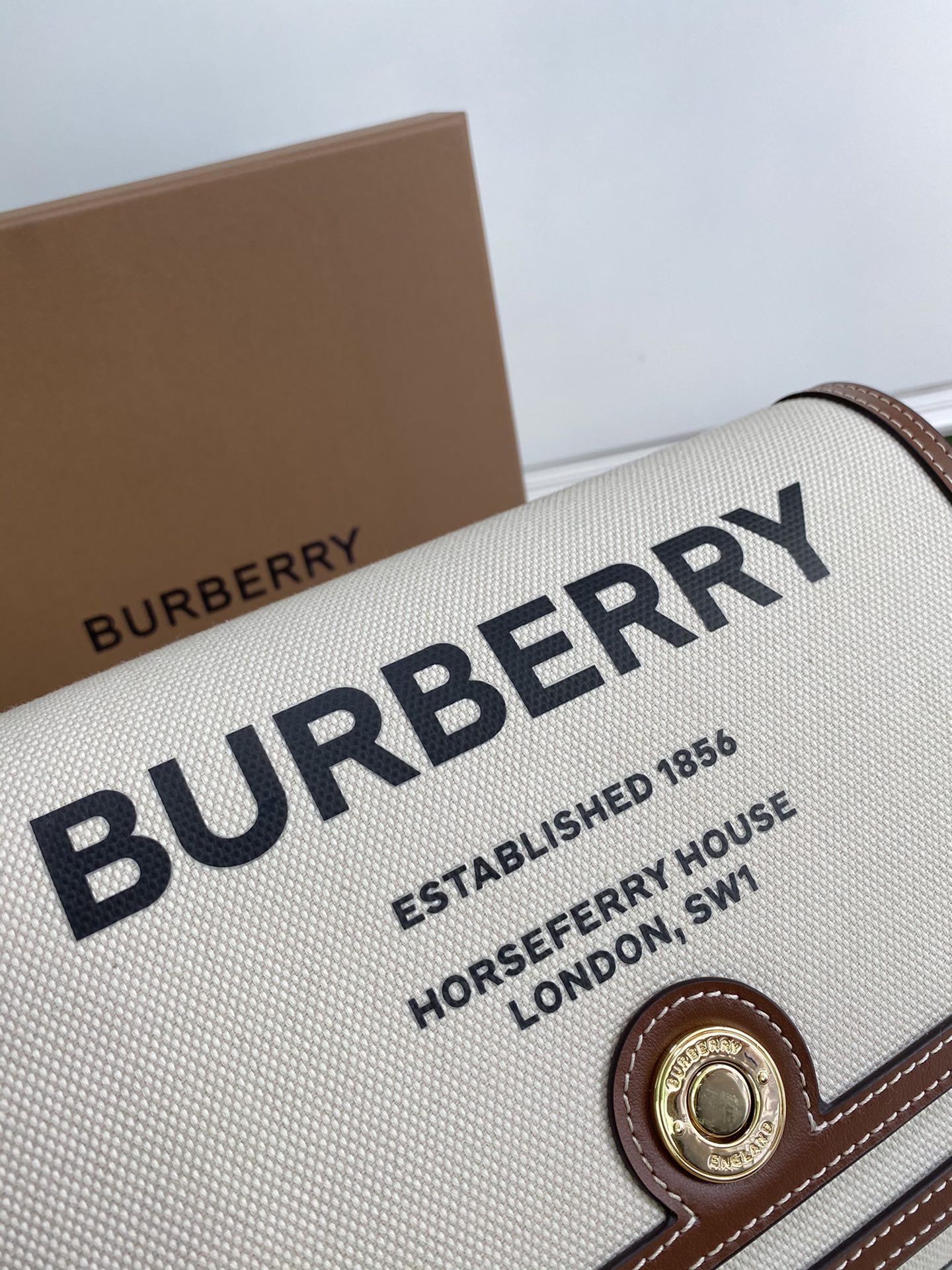 Burberry Vintage Bag-25 x 8.5 x 185CM