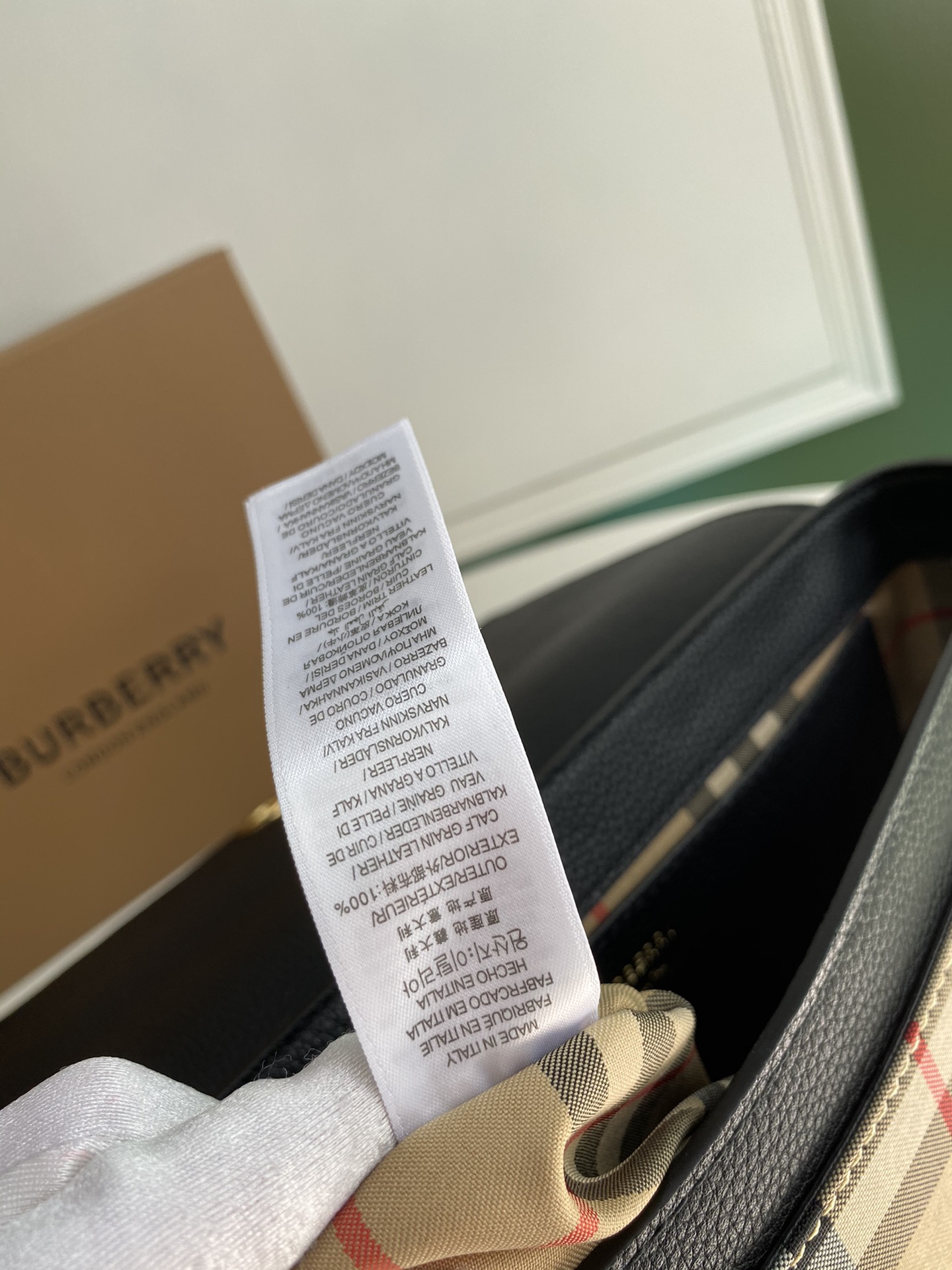Burberry Vintage Bag-25 x 8.5 x 185CM