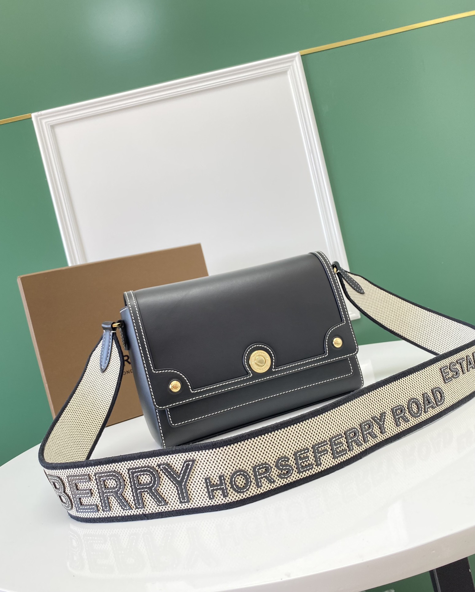 Burberry Vintage Bag-25 x 8.5 x 185CM