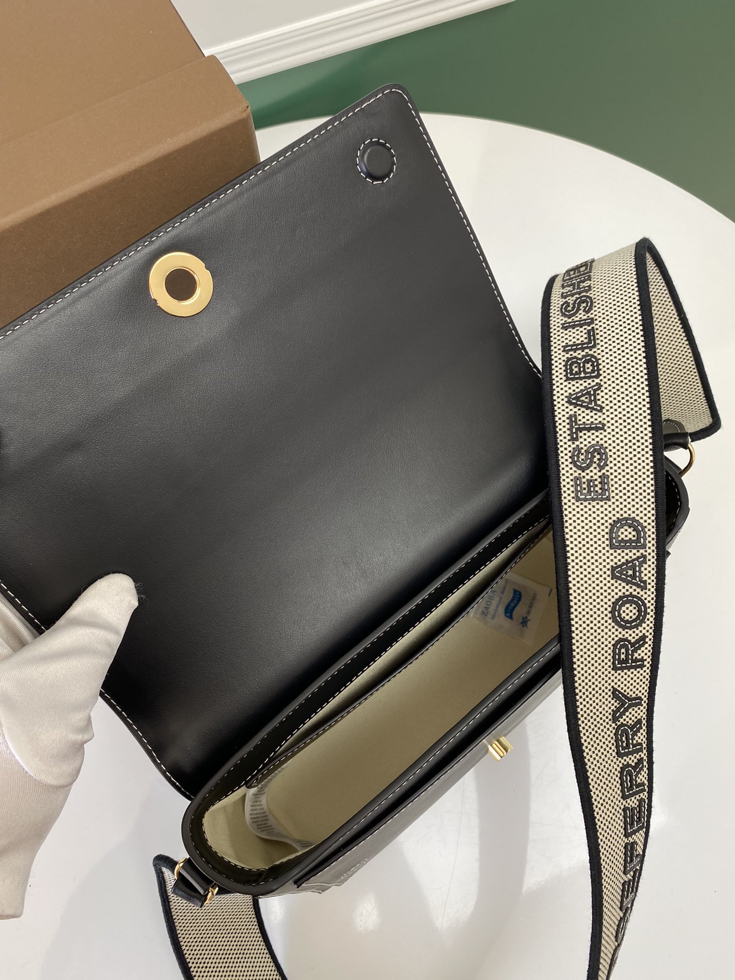 Burberry Vintage Bag-25 x 8.5 x 185CM