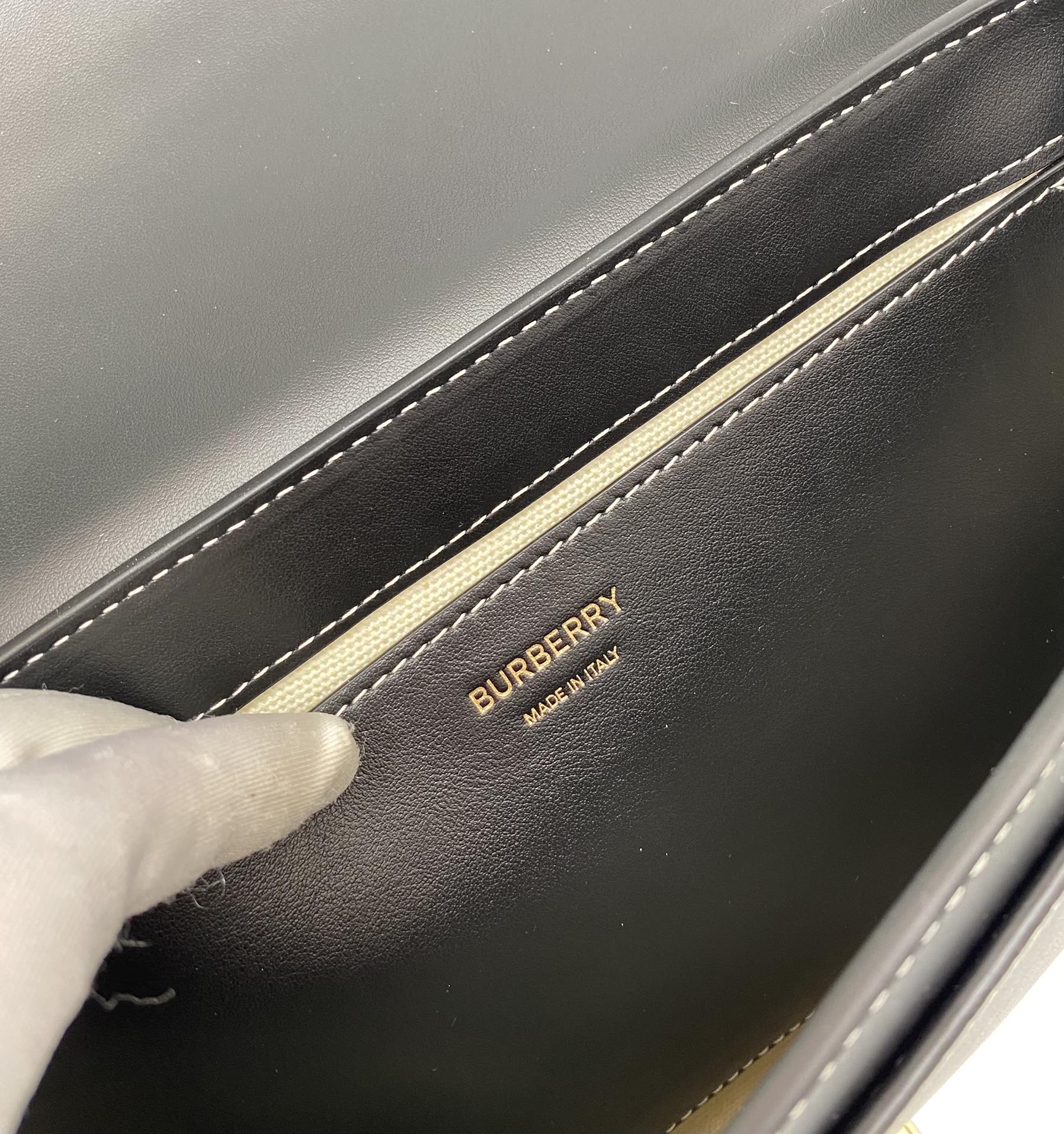 Burberry Vintage Bag-25 x 8.5 x 185CM