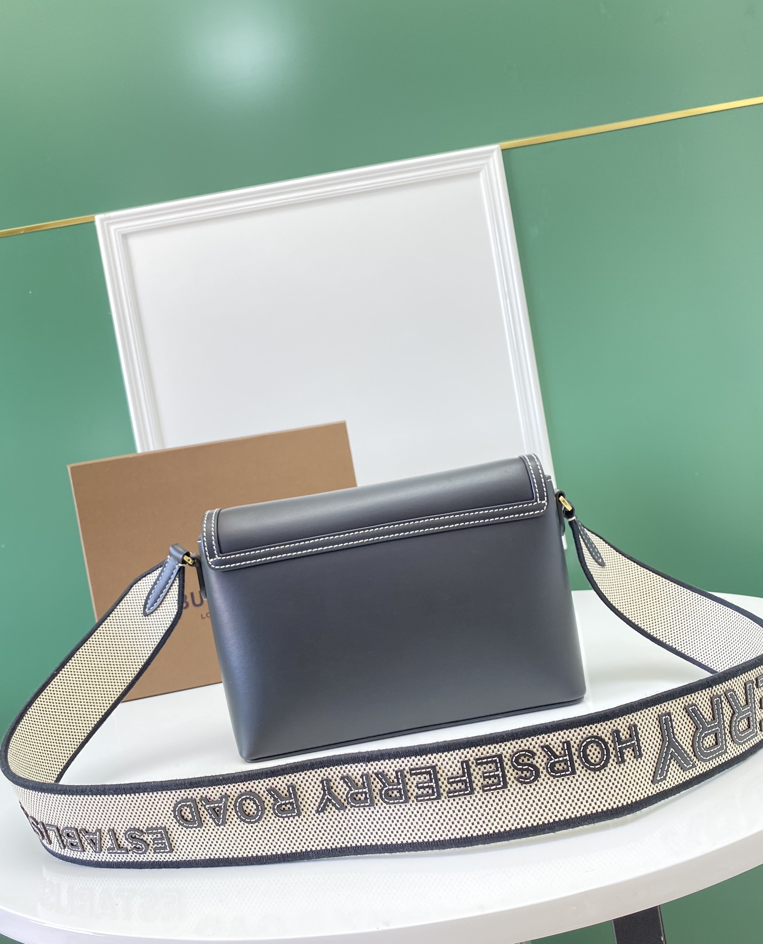 Burberry Vintage Bag-25 x 8.5 x 185CM