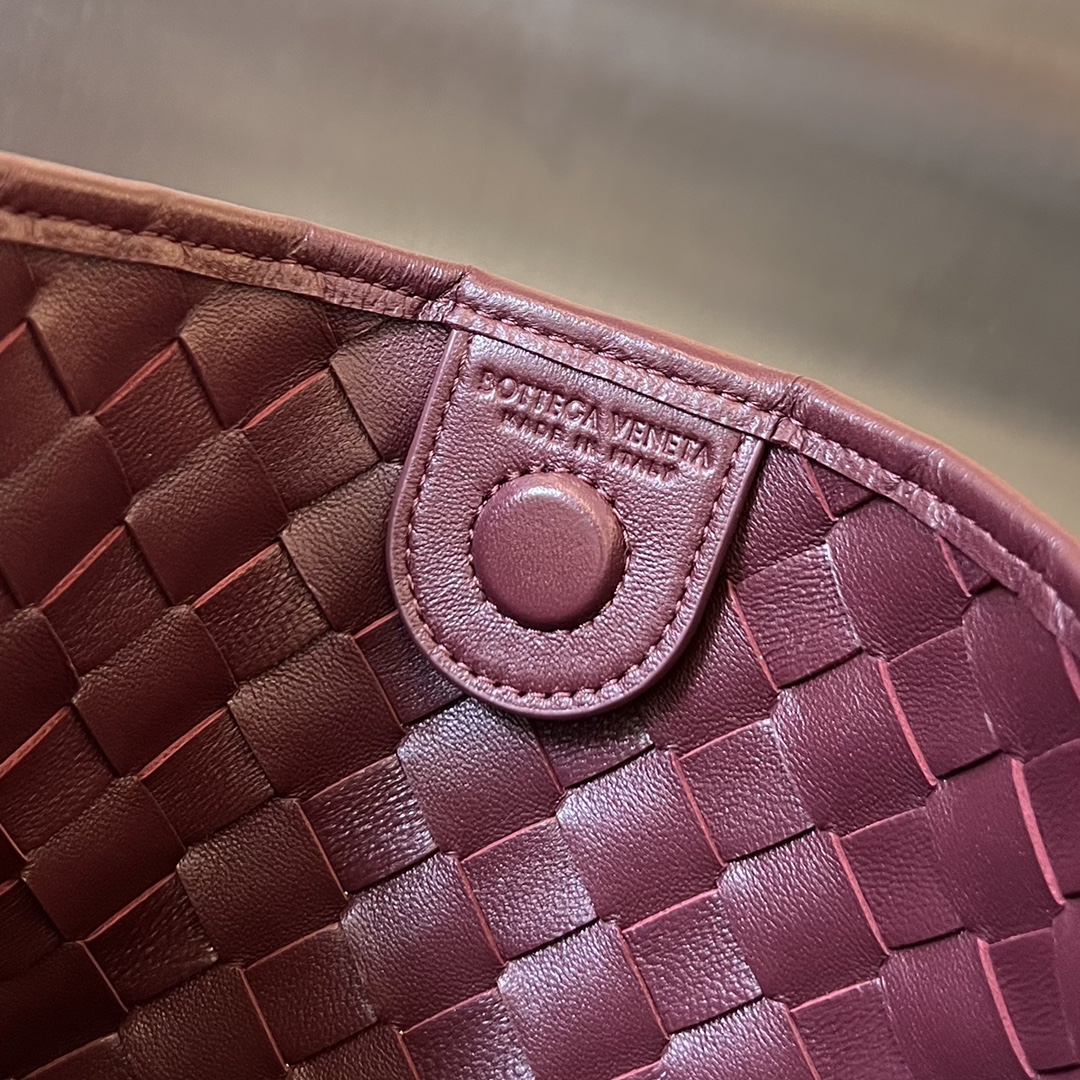 Bottega Veneta Sardine Bag-39x31x12CM