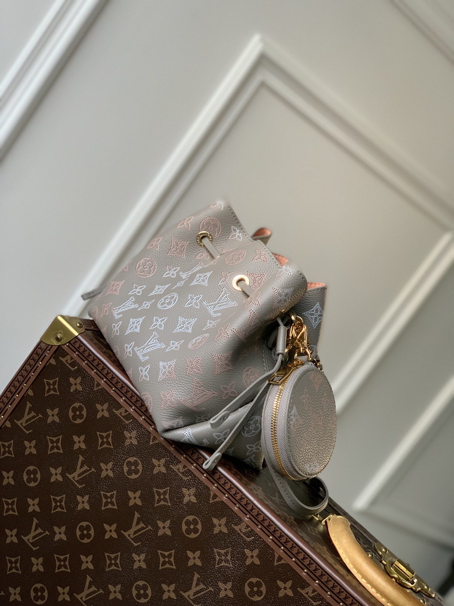 Louis Vuitton Bella Tote Bag-M57201-19*22*14CM