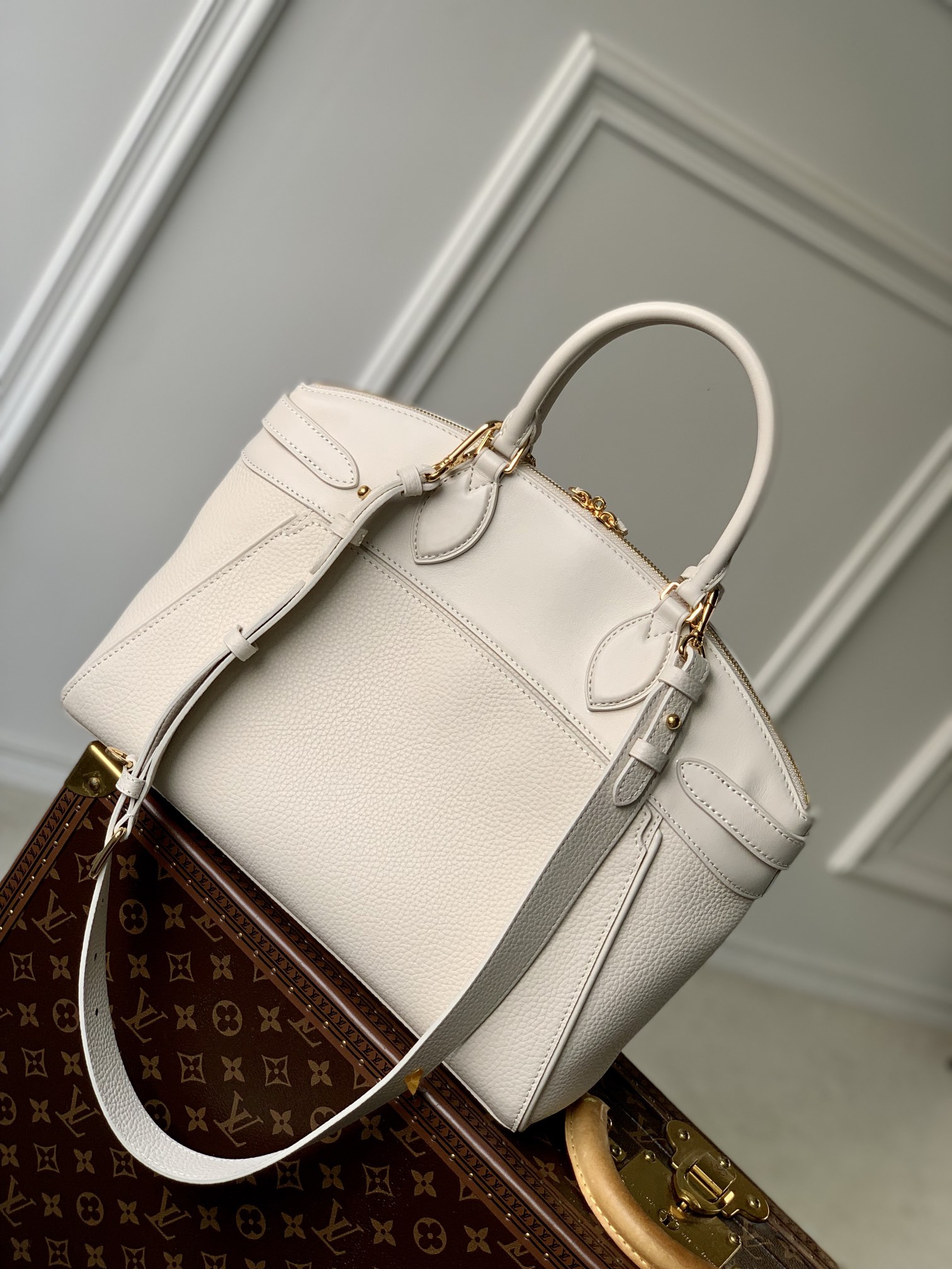 Louis Vuitton Lock It Tote MM-36×29×15CM