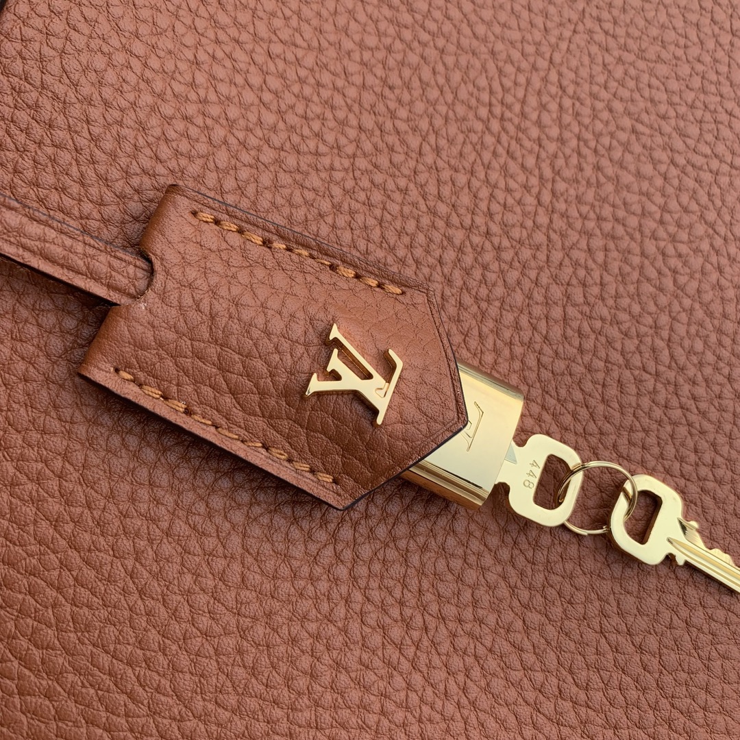 Louis Vuitton Lock It Tote MM-36×29×15CM Louis Vuitton Lock It Tote MM-36×29×15CM